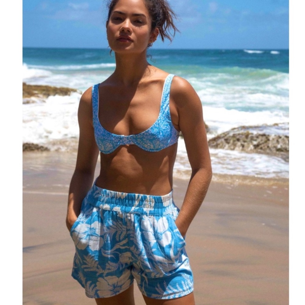 Billabong | Love to Lounge Shorts | Size L |12. NWT - Picture 1 of 14